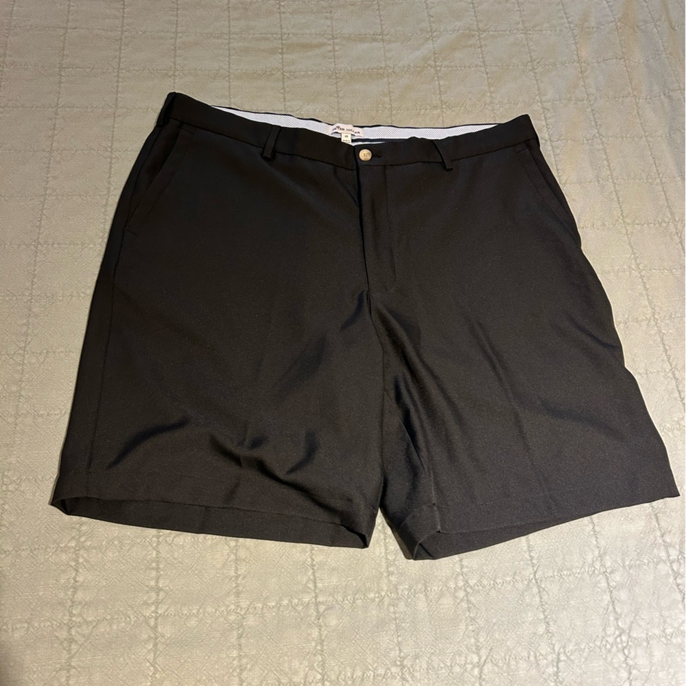 Peter Millar men’s performance gold shorts Black size 38